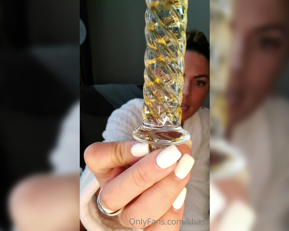 kbass2.0 aka Kbass OnlyFans - Sex Toy Sunday talking about glass dildos Posted in December