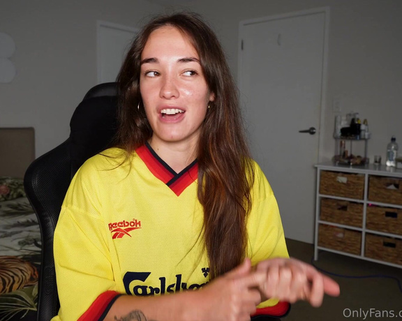 Mags aka Cheekymz OnlyFans - Hey guys! I have been trying to upload this video of strip fifa + fifa masturbation for like dayssss