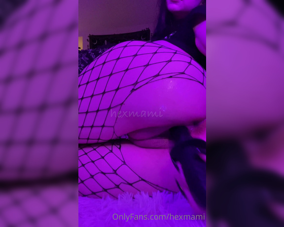 vngel aka Hexmami OnlyFans - Fishnets + analpussy switching + big squirt at end