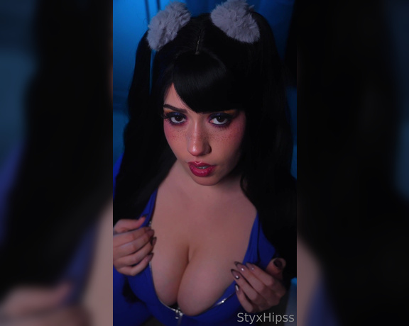 StyxHips aka Styxhips OnlyFans - ID  12 Full price $10 Length 0334 Leggings, Ass, Cleavage, Toy, Teasing