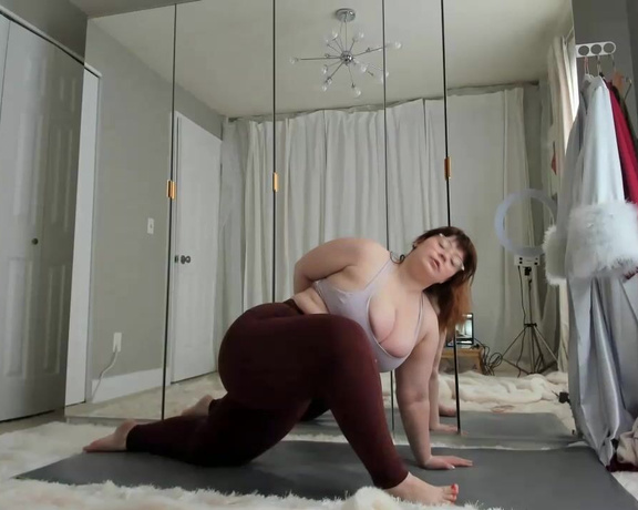Bea York aka Beayork OnlyFans - Thank you for joining me for yoga today ) 2