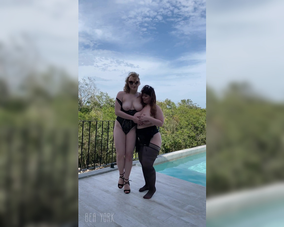 Bea York aka Beayork OnlyFans - [145] and also enjoy Sarah and I being silly and having some fun by the pool