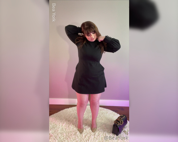 Bea York aka Beayork OnlyFans - [454] Date night Here’s what I’d wear, and then how I’d slip out of