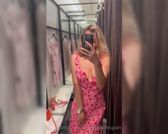 Eva Lex aka Hotwifespain OnlyFans - I need help in the fitting room