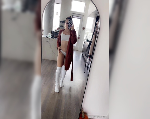 Naomi aka Naomiswann OnlyFans - This bathrobe is such a tease