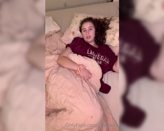 Rose aka Rosebeck OnlyFans - Morning sex pov!! the idea is that we just woke up in the morning, we’re still in bed, and I need