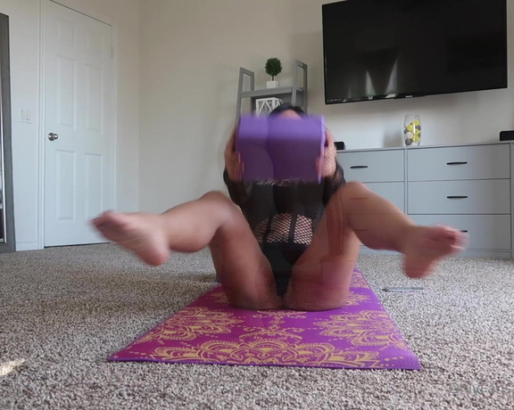 ATQofficial_SILVER aka Atqofficial OnlyFans - YOGA BLOCKS (VIDEO PREVIEW) FULL VIDEO will be sent to my RENEW ons I hope you all have a great THAN