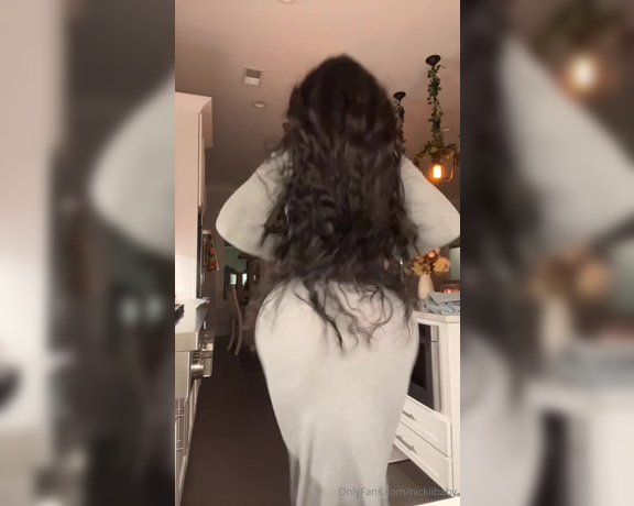 Nickiitheboss aka Nickiibaby OnlyFans - Do you like this grey dress on my big ass