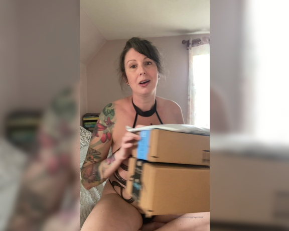mrspjhaverstock aka Mrspjhaverstock OnlyFans - What came in the mail today” with some very cute outfit try ons…