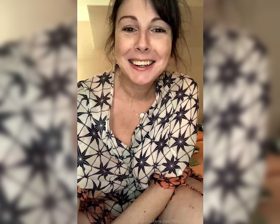 mrspjhaverstock aka Mrspjhaverstock OnlyFans - Tonight’s livestream… lots of interesting conversation topics & Mrs H stories!!