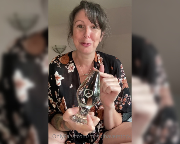 mrspjhaverstock aka Mrspjhaverstock OnlyFans - This video has the back story of the glass plug, for those that want more info… I was actually