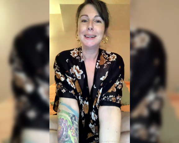 mrspjhaverstock aka Mrspjhaverstock OnlyFans - Tonight’s livestream… mostly conversational, but still super fun! Thanks guys