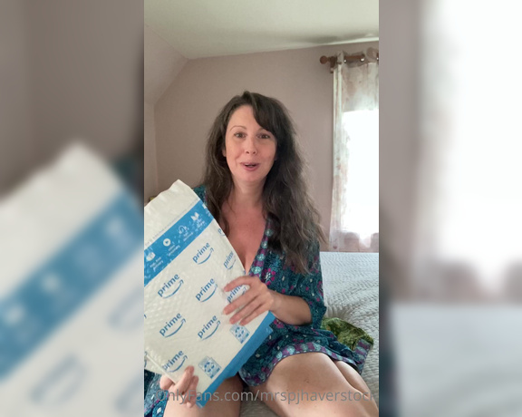 mrspjhaverstock aka Mrspjhaverstock OnlyFans - Mini What came in the mail today” with one try on & some titty Tuesday boob bouncing… thank you ver