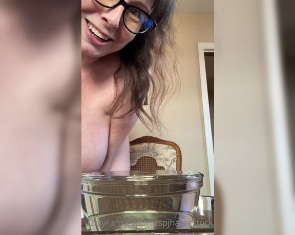 mrspjhaverstock aka Mrspjhaverstock OnlyFans - A very nerdy titty Tuesday video! (I even break out the calculator )