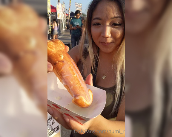 Numi R aka Numi_r OnlyFans - I was very impressed when I had it in my hands, but when I took the first bite #throwbacktuesday