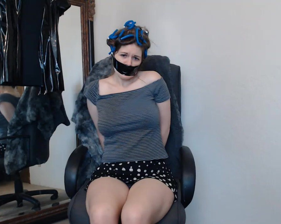 Harleyheartstop Curling My Hair Abducted Wrapgag Fear