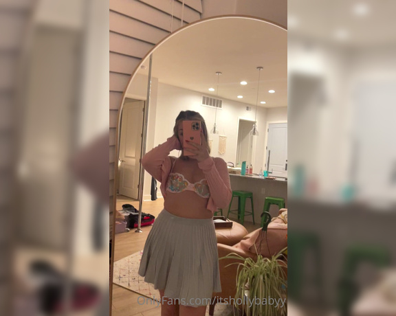 ItsHollyBabyy -  I got a new skirt, do you like it  I think I need to get fuckked in it,  Milf, Big Tits