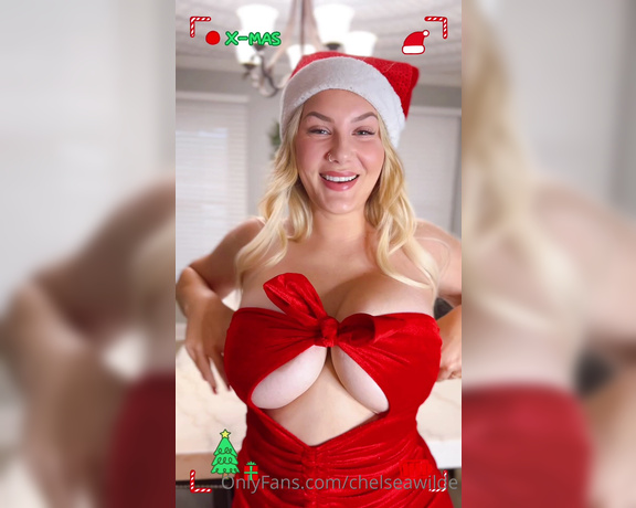 Chelsea Wilde aka Chelseawilde OnlyFans - All I want for Christmas is… YOU!