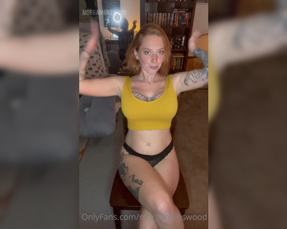 Morgan aka Thatgingermomo OnlyFans - I really love your peaches, wanna shake your treeee