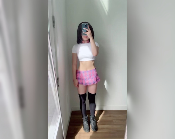 Ari aka Funsizedasian OnlyFans - TikTok Part 4 Filmed more clips today! And only my favorite community here will see all of t 9