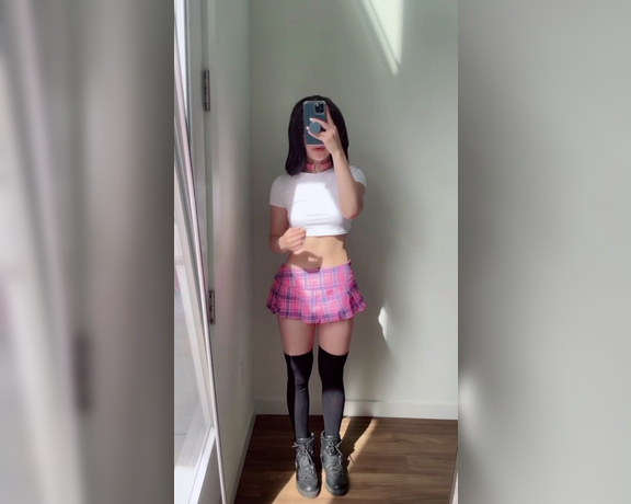 Ari aka Funsizedasian OnlyFans - TikTok Part 4 Filmed more clips today! And only my favorite community here will see all of t 9