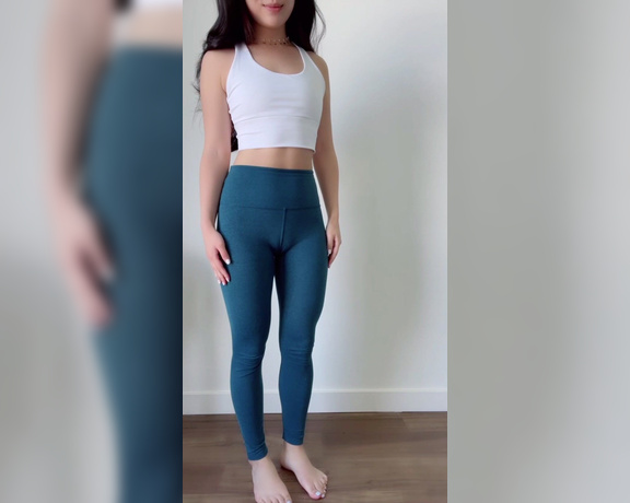 Ari aka Funsizedasian OnlyFans - TikTok Part 7 Hope you enjoy these silly clips! Maybe they can even put a smile on your face~  8