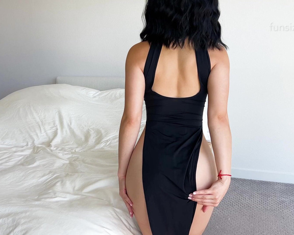 Ari aka Funsizedasian OnlyFans - Black Dress Mirror Dildo Riding 19m 30s DM me the title to get the full version as PPV! More video