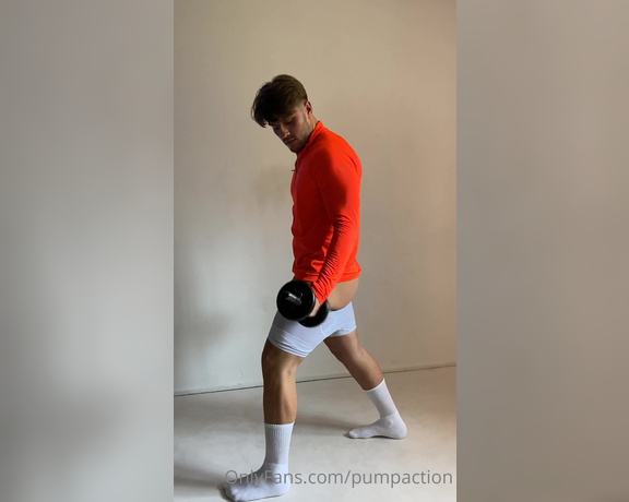 Pump Action aka Pumpaction OnlyFans - Watch @charlesdrury1 workout with his shorts pulled down