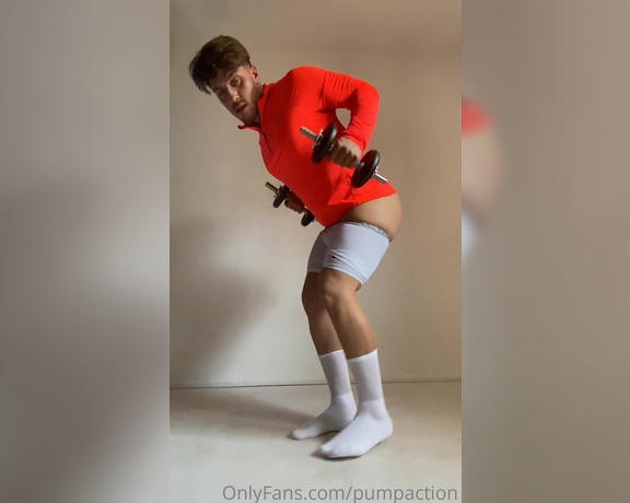 Pump Action aka Pumpaction OnlyFans - Watch @charlesdrury1 workout with his shorts pulled down