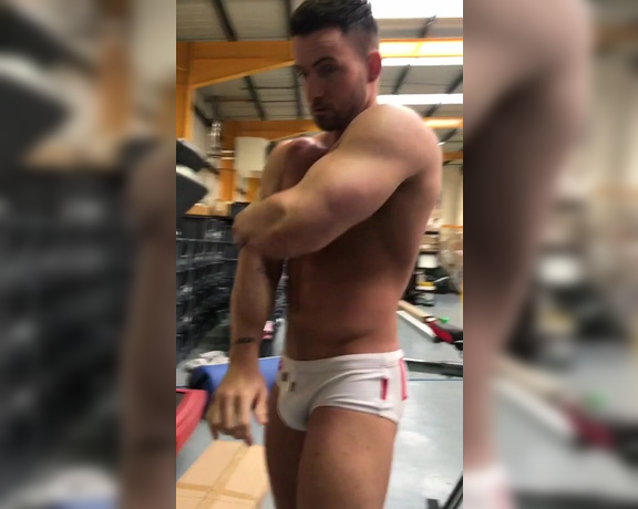 Pump Action aka Pumpaction OnlyFans - Oiled up muscles @david lundy