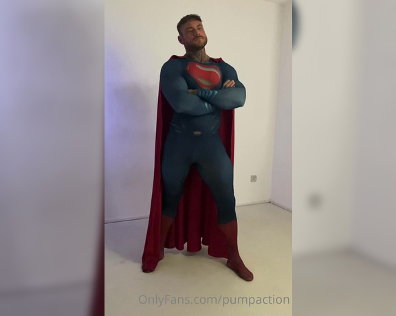 Pump Action aka Pumpaction OnlyFans - @iamthomaspowell posing in superman costume