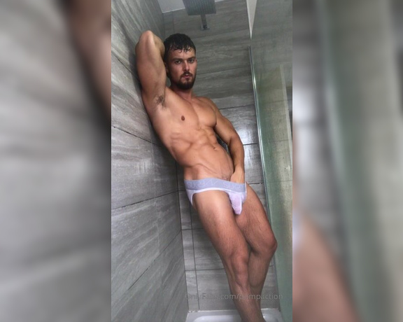 Pump Action aka Pumpaction OnlyFans - @mrmuscle stripping in the shower