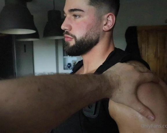 Pump Action aka Pumpaction OnlyFans - PREVIEW of time stopped Cop @clarkkentboy Full video is 930 minutes long He becomes frozen by a mag