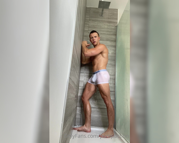 Pump Action aka Pumpaction OnlyFans - Behind the scenes shower video with @tomm88tomm