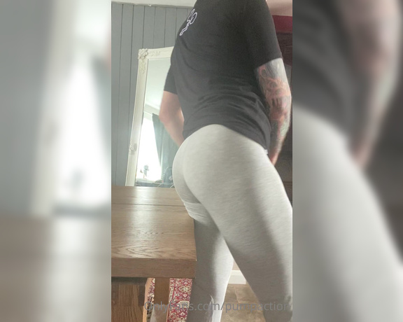 Pump Action aka Pumpaction OnlyFans - My ass in leggings