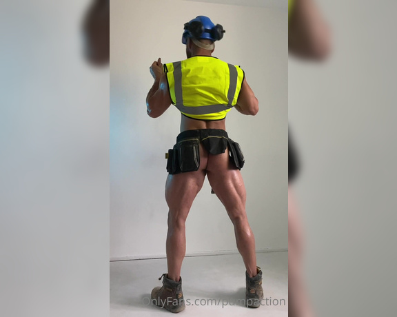 Pump Action aka Pumpaction OnlyFans - Builder @carts stripped for you Photographed and directed