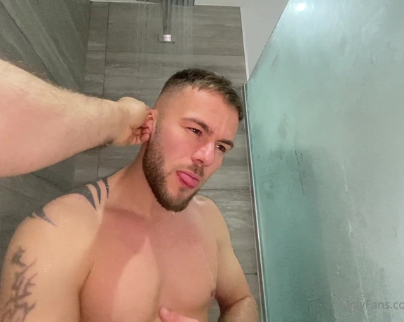 Pump Action aka Pumpaction OnlyFans - @dcbrne clock stopped in the shower