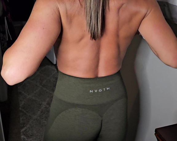 Nice Gym Rack aka Sweet_ass_rack OnlyFans - GymOutfit T&A Flashing  3