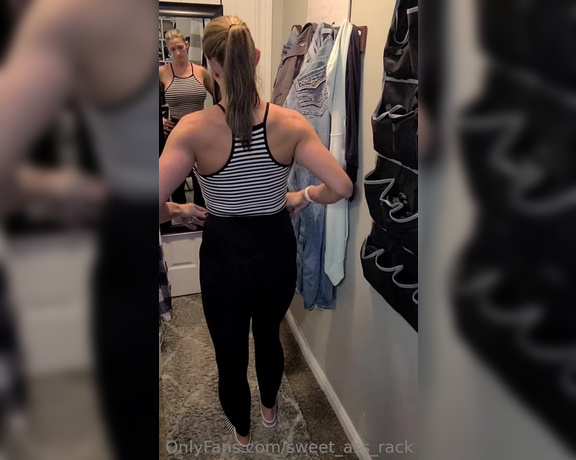 Nice Gym Rack aka Sweet_ass_rack OnlyFans - GymOutfit Boob Flashing  2