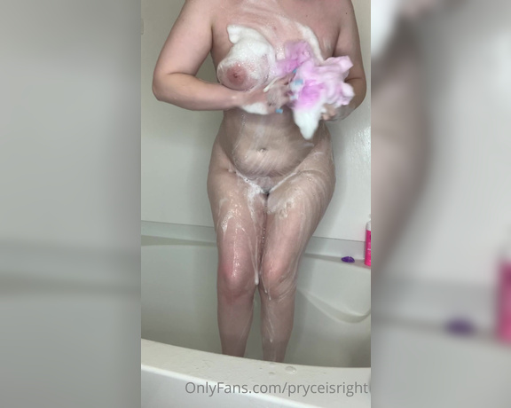 Maya Pryce aka Pryceisright OnlyFans - Here’s a little shower video i made earlier washing my whole body do u like my little bush i have