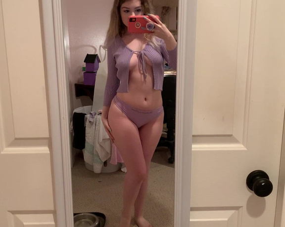 Maya Pryce aka Pryceisright OnlyFans - I walk into your room only wearing this, what would you