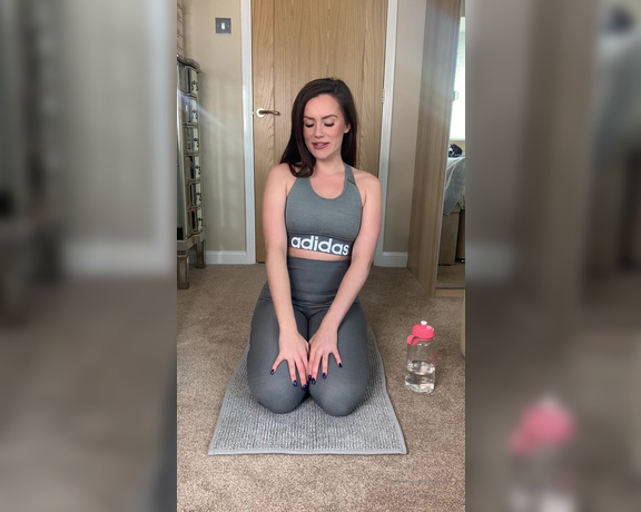 Charlie Rose aka Charlieerose3 OnlyFans - Full video in your DMs right now!! Trust me if you like tight yoga pants you to not wanna miss