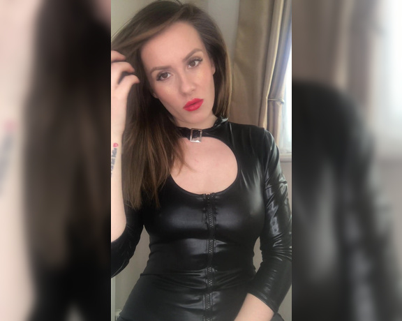Charlie Rose aka Charlieerose3 OnlyFans - FETISH FRIDAY  ATTENTION ALL LOSERS Obey your Mistress Charlie and head over to your DMs