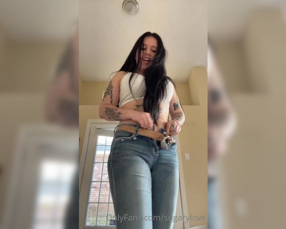 Sugar love aka Sugarylove OnlyFans - The booty vs the jeans