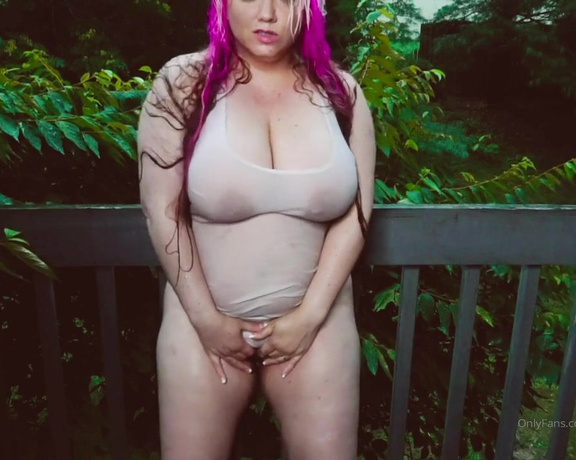 Dina Sky aka Clubdinasky OnlyFans - White in the Rain 3, full Video In a thunderstorm I let the rain downpour onto my white shirt and