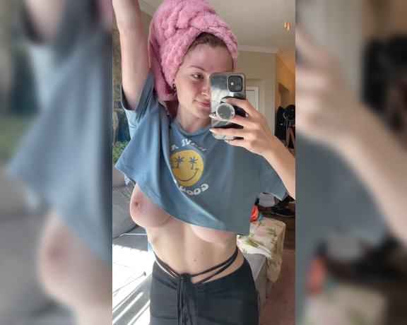 Ethereal Lovebug aka Ethereallovebug OnlyFans - Do you like cumming to my sweet tight skinny body cum once for yes cum twice for