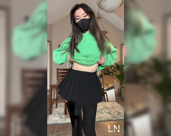 Lillie Nue aka Lillienue OnlyFans - I’ve got a surprise for you under my hoodie