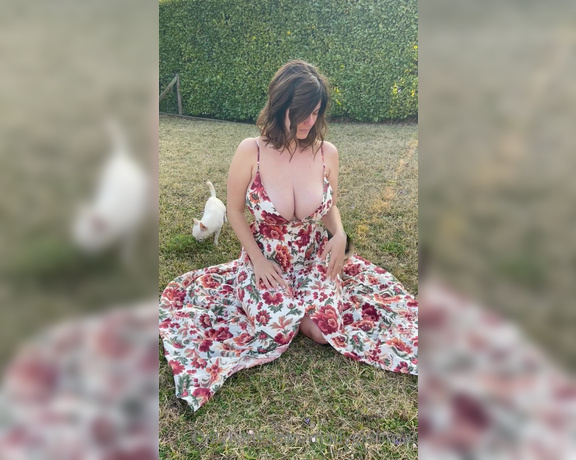 Mady_Gio aka Madygiofficial OnlyFans - Spring blossoms between flowers and puppies