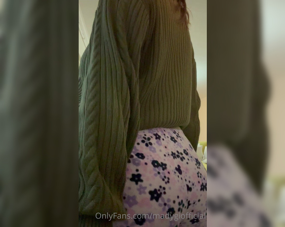 Mady_Gio aka Madygiofficial OnlyFans Video 25