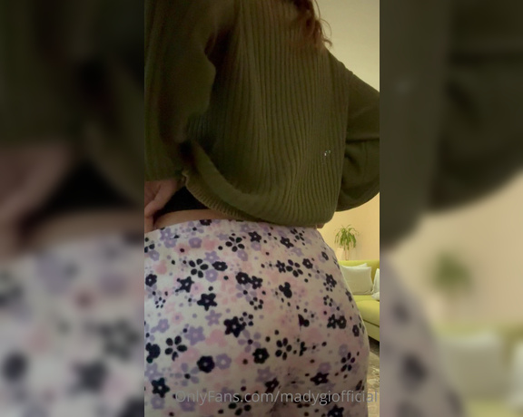 Mady_Gio aka Madygiofficial OnlyFans Video 25